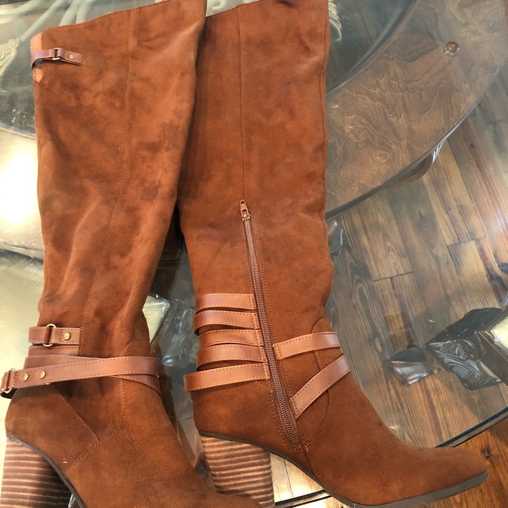 Over the knee boot